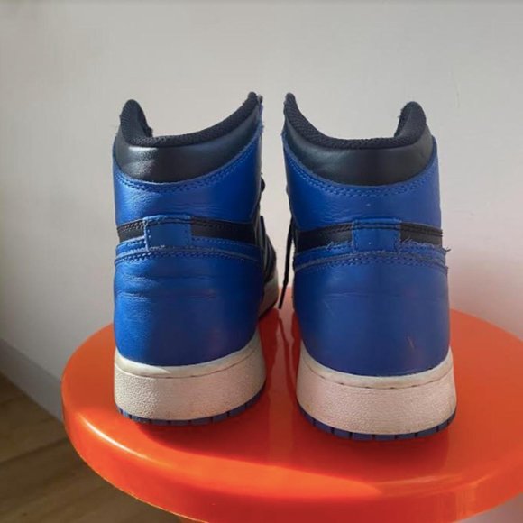 Air Jordan 1 Retro High OG \'Royal\' 2017